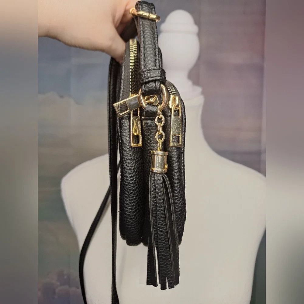 Fashion Black Gold Crossbody Bag Adjustable Strap Tassel